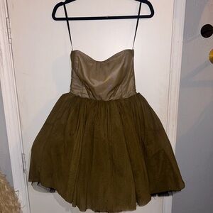 Elegant Allison Parris Olive Green Tulle Mini Dress 🍸